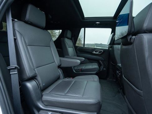 Used 2023 Chevrolet Tahoe LT w/ Luxury Package image 18