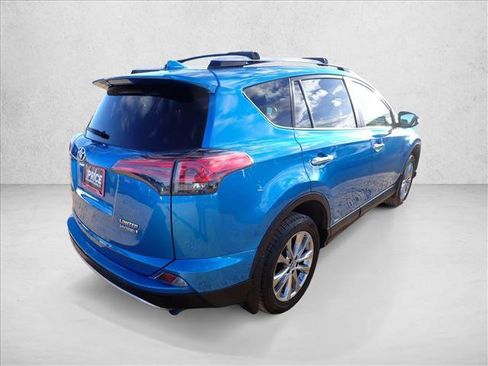 Used 2018 Toyota RAV4 Limited image 4