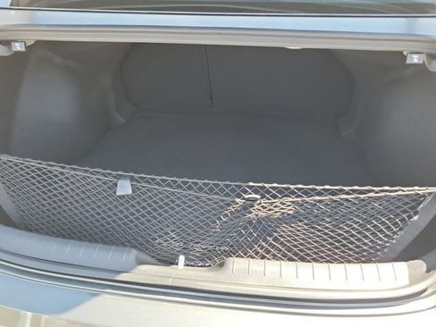 New 2026 Hyundai Elantra Limited image 28