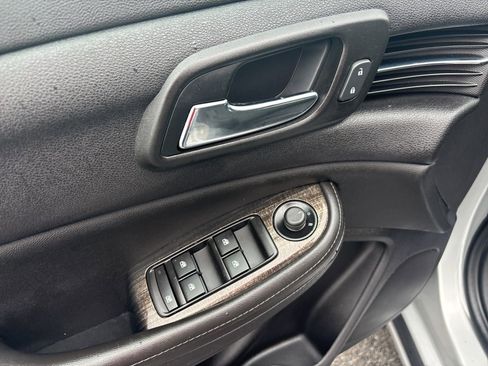 Used 2016 Chevrolet Malibu LT image 20