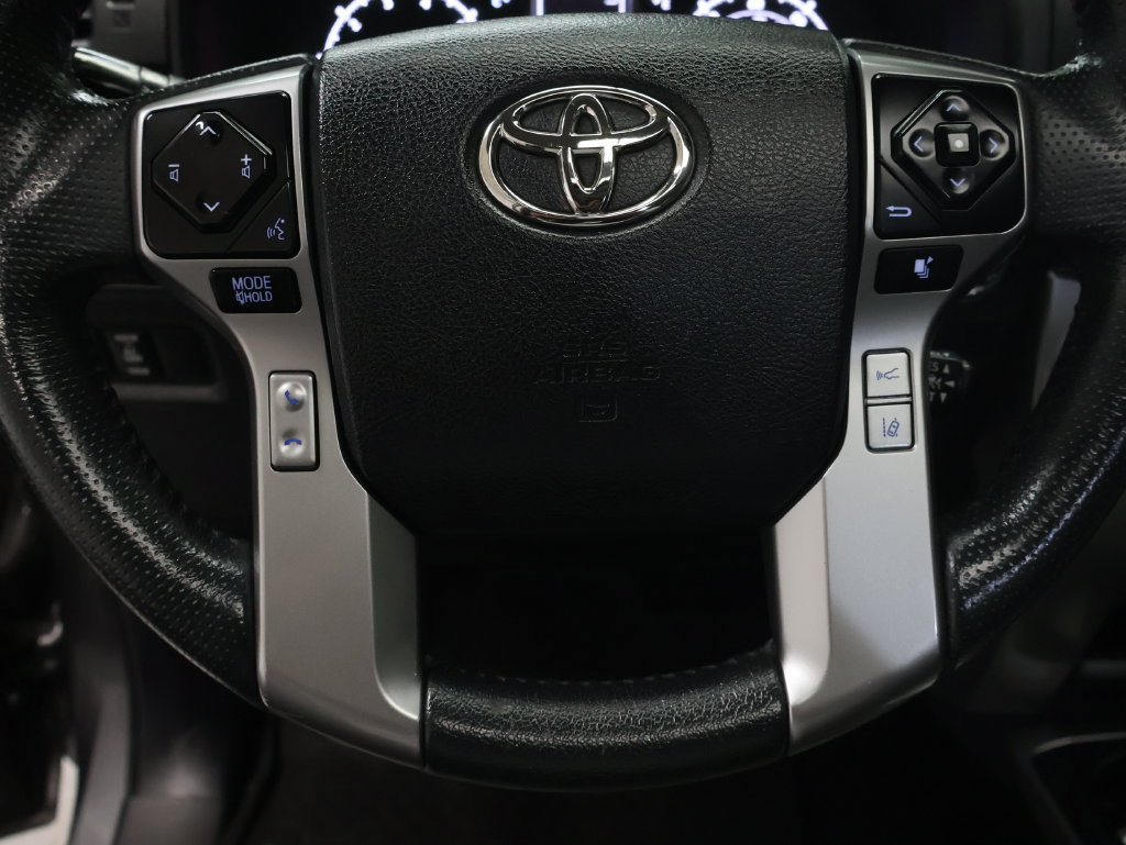 Used 2021 Toyota 4Runner SR5 Premium w/ Moonroof Package RWD image 18