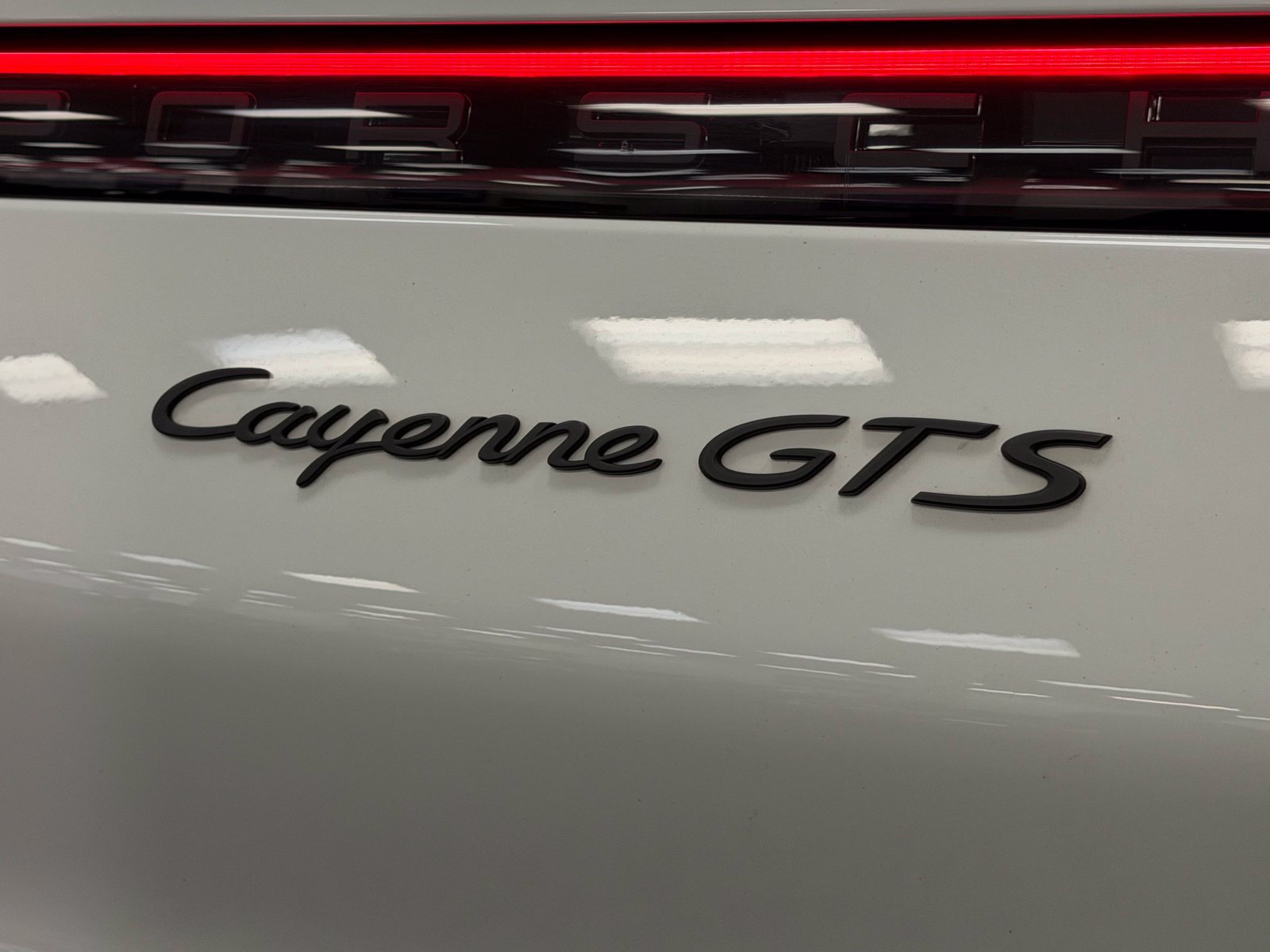 Used 2021 Porsche Cayenne GTS AWD/4WD image 18