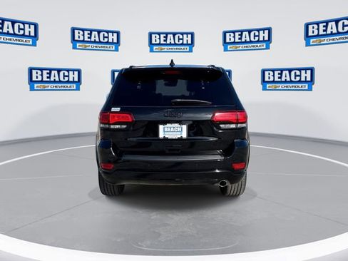 Used 2021 Jeep Grand Cherokee Laredo X AWD/4WD image 7