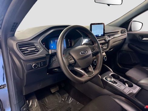Used 2025 Ford Escape ST-Line FWD image 9