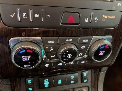 Used 2017 Chevrolet Traverse Premier AWD/4WD image 17