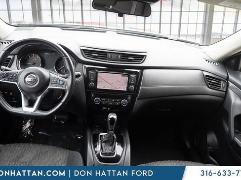 Used 2019 Nissan Rogue SV w/ Premium Package FWD image 14