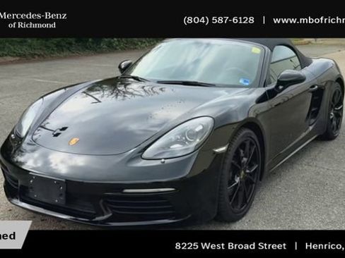 Used 2021 Porsche 718 Boxster RWD image 6