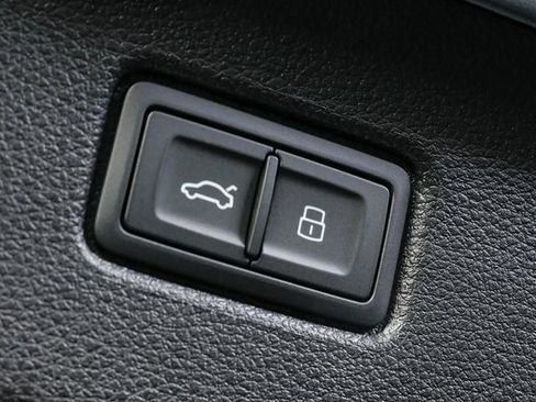 Used 2023 Audi Q7 2.0T Premium Plus image 30