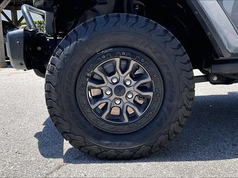Used 2023 Jeep Wrangler Unlimited Rubicon 392 w/ Trailer Tow Package AWD/4WD image 34
