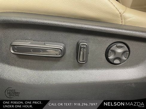 Used 2019 Honda CR-V Touring image 16