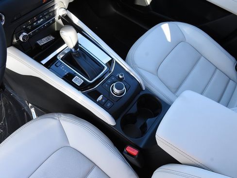 New 2025 MAZDA CX-5 AWD 2.5 S w/ Premium Plus Pkg image 37