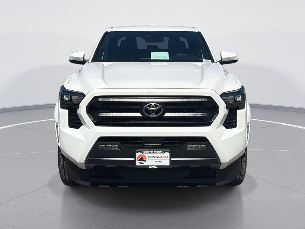 Used 2026 Toyota Tacoma SR5 AWD/4WD image 2