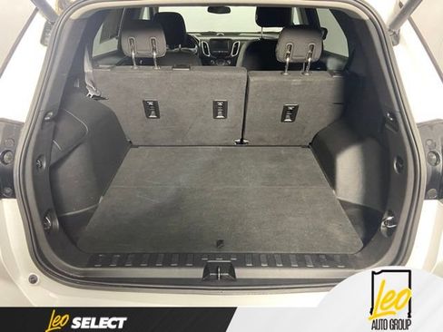 Used 2018 Chevrolet Equinox LT FWD image 22