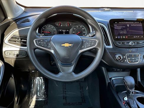 Used 2024 Chevrolet Malibu LT image 5
