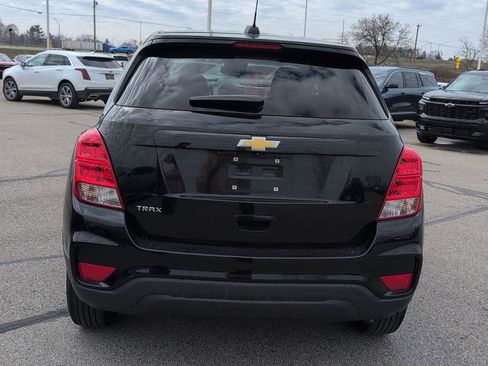 Used 2019 Chevrolet Trax LS w/ Tint and Cruise Package image 5
