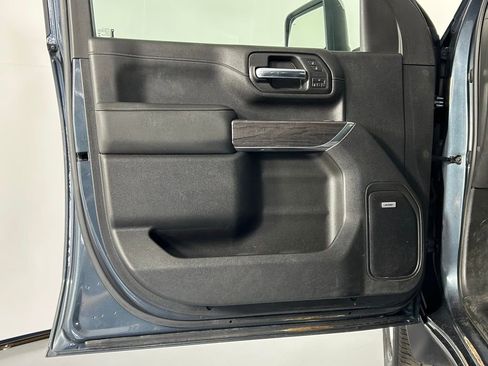 Used 2020 Chevrolet Silverado 2500 LTZ w/ LTZ Plus Package AWD/4WD image 33