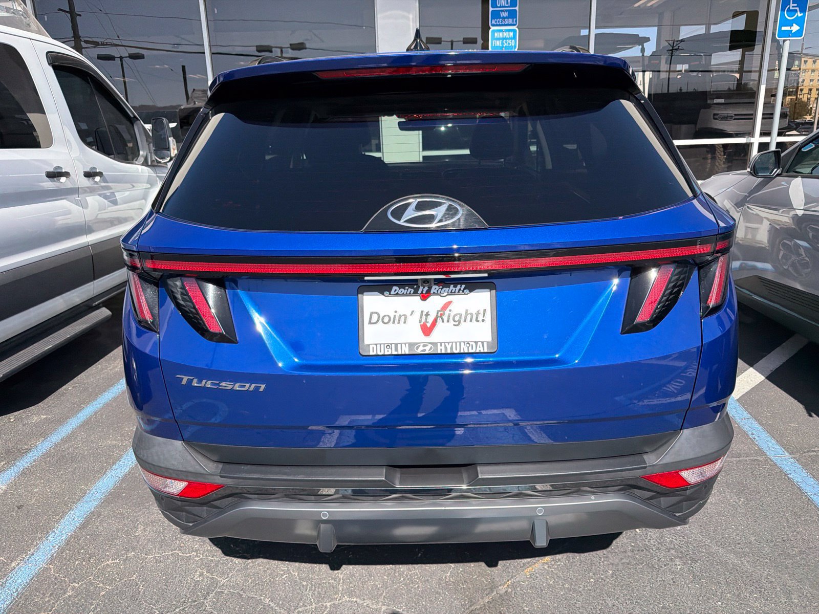 Used 2023 Hyundai Tucson Limited FWD image 3
