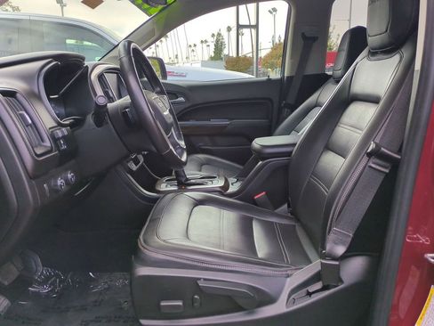 Used 2020 GMC Canyon Denali image 19