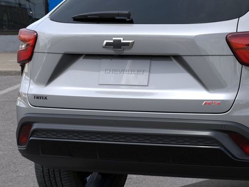 New 2026 Chevrolet Trax RS w/ Driver Confidence Package FWD image 14
