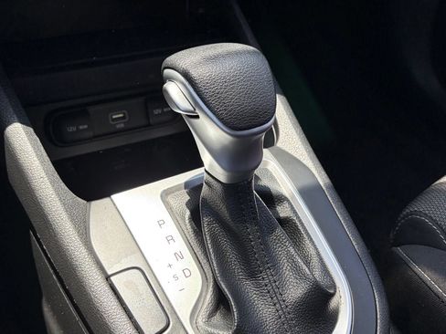 Used 2023 Kia Forte LX FWD image 7