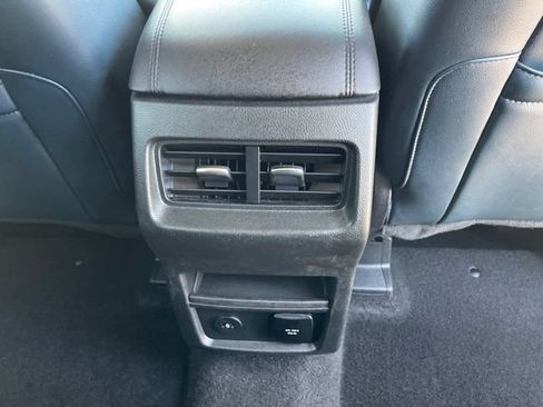 Used 2024 Ford Edge SEL w/ Sport Appearance Package AWD/4WD image 30
