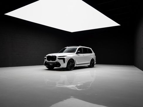 Used 2024 BMW X7 M60i AWD/4WD image 89