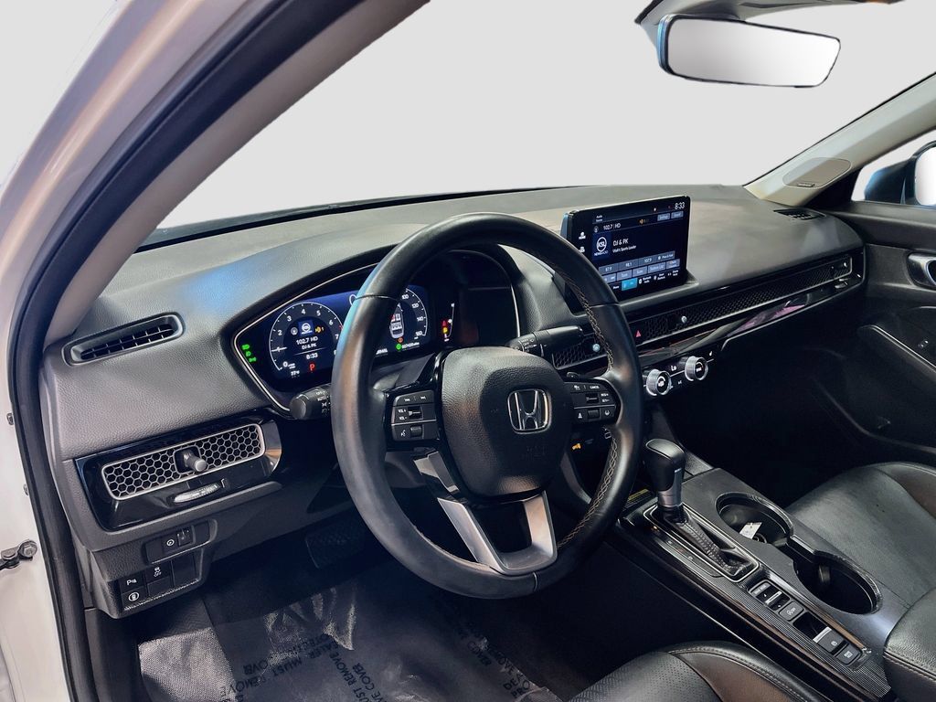 Used 2024 Honda Civic Touring image 9