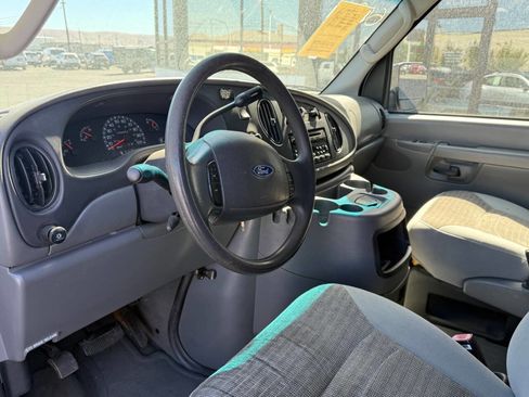 Used 2003 Ford E-350 and Econoline 350 XL image 9