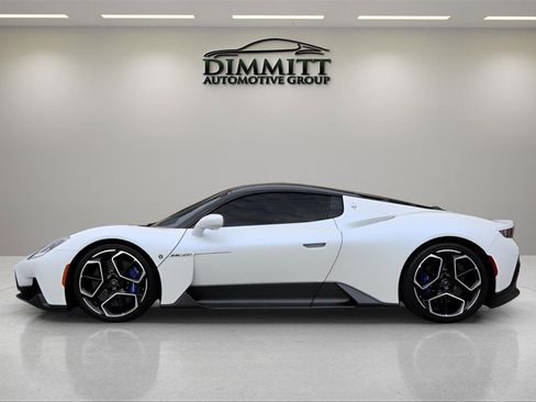 Used 2023 Maserati MC20 Coupe image 2
