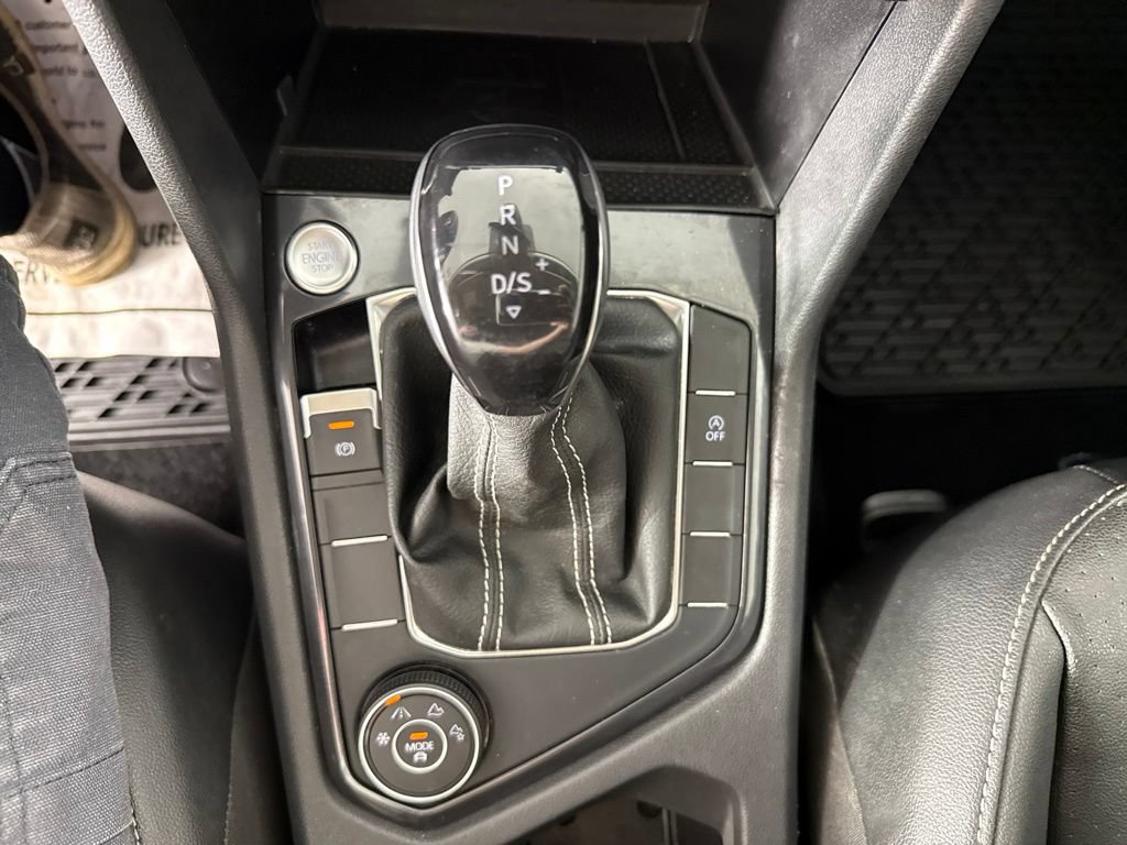 Used 2023 Volkswagen Tiguan SE AWD/4WD image 20