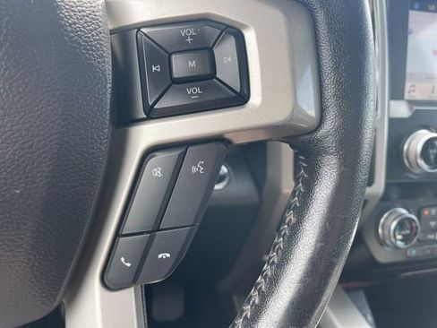 Used 2019 Ford F150 Lariat w/ Equipment Group 502A Luxury AWD/4WD image 22