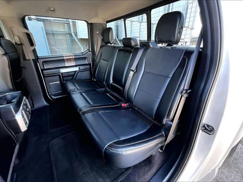 Used 2015 Ford F150 Lariat image 21