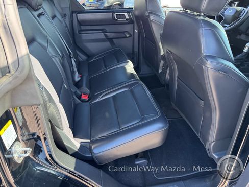 Used 2025 Ford Bronco Outer Banks AWD/4WD image 27