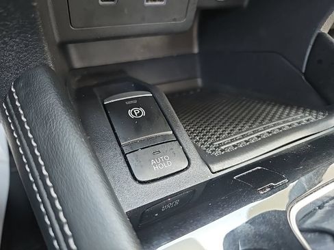 Used 2024 Nissan Kicks SR w/ SR Premium Package FWD image 55