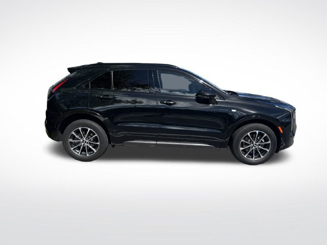 Used 2025 Cadillac XT4 Sport FWD image 6