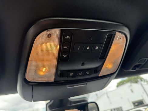 Used 2023 Dodge Durango GT AWD/4WD image 27