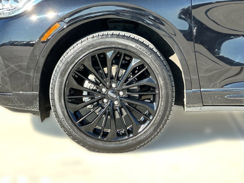 Used 2023 Lincoln Corsair Reserve w/ Jet Appearance Package image 11