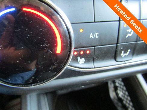 Used 2023 Chevrolet TrailBlazer LT FWD image 8