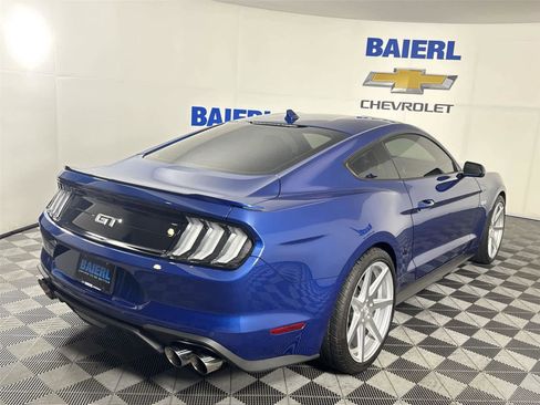 Used 2022 Ford Mustang GT RWD image 5
