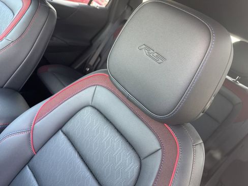 New 2026 Chevrolet Equinox RS w/ Convenience Package III FWD image 3