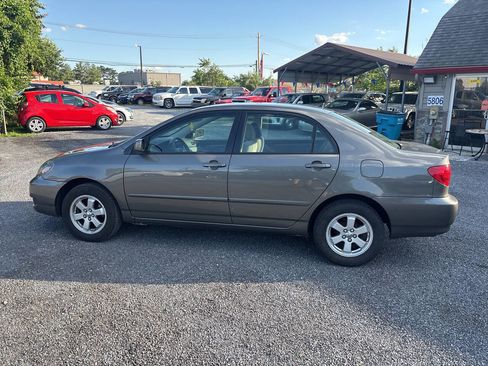 Used 2005 Toyota Corolla LE FWD image 9