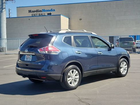 Used 2015 Nissan Rogue SV w/ SV Premium Package FWD image 5