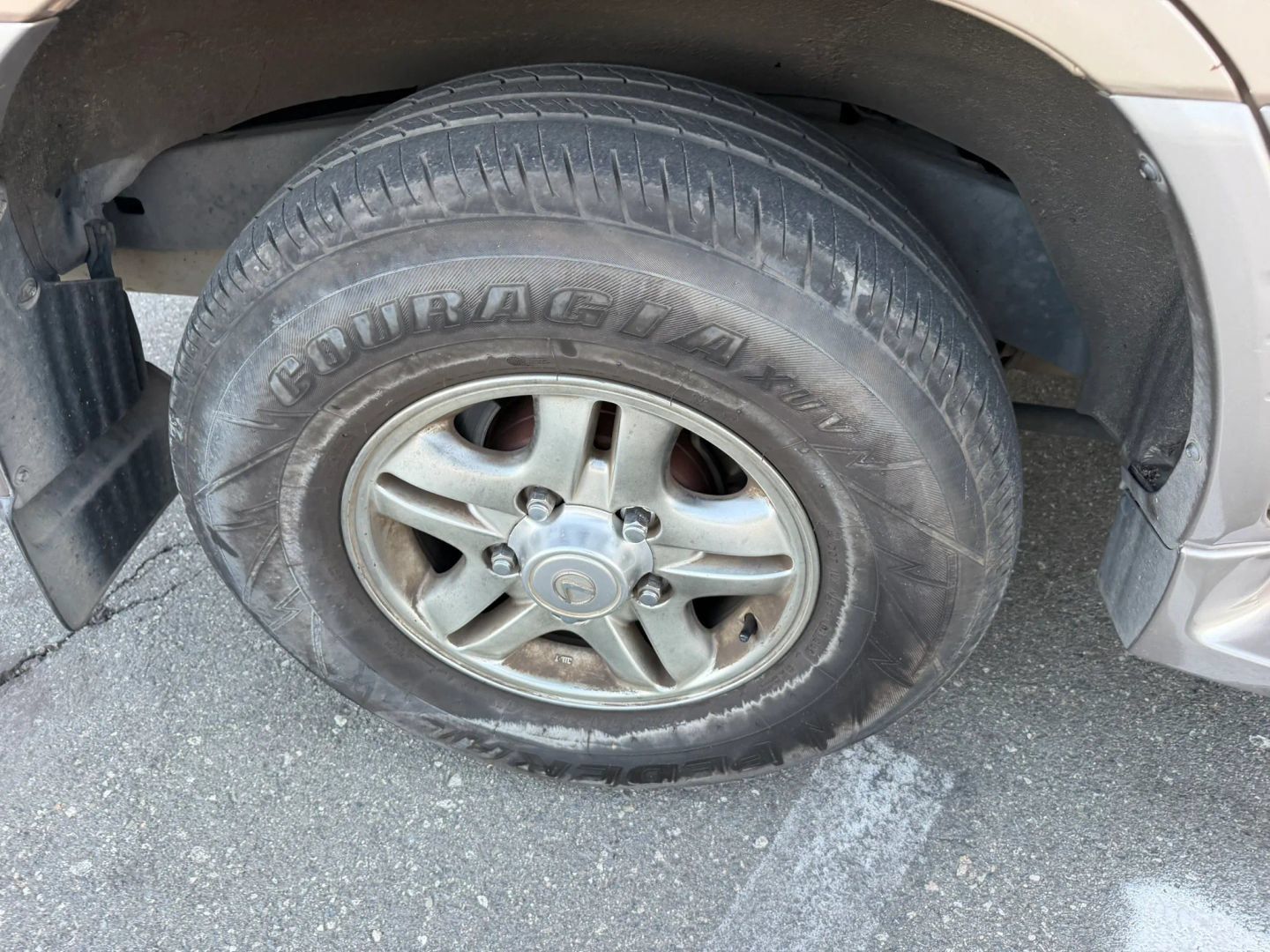 Used 2002 Lexus LX 470 4WD image 35