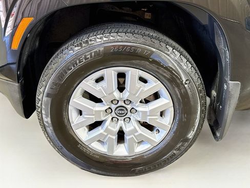 Used 2022 Nissan Frontier SV RWD image 39