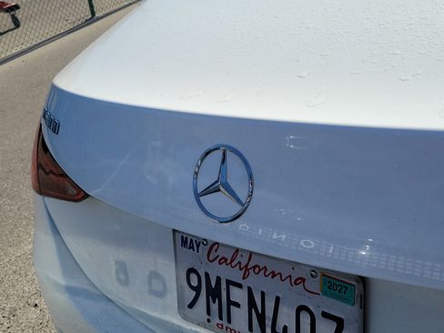 Used 2024 Mercedes-Benz C 300 Sedan image 5