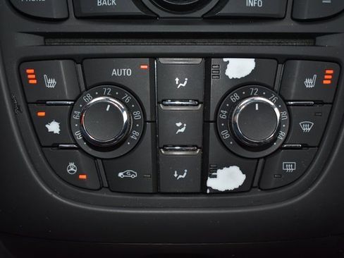 Used 2017 Buick Cascada Premium image 28