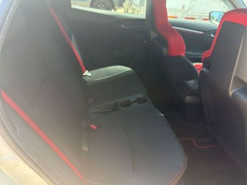 Used 2018 Honda Civic Type R image 13