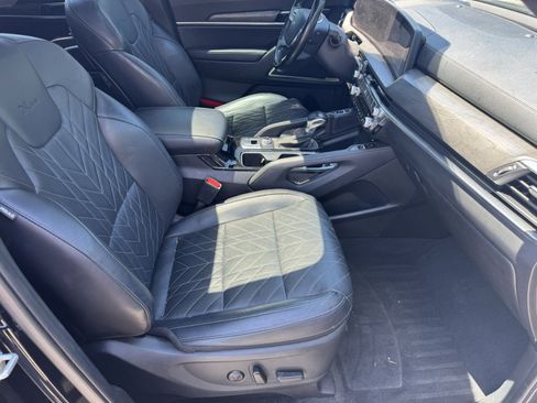 Used 2023 Kia Telluride SX Prestige X-Pro AWD/4WD image 16