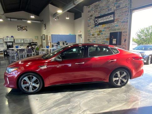 Used 2018 Kia Optima SX FWD image 4