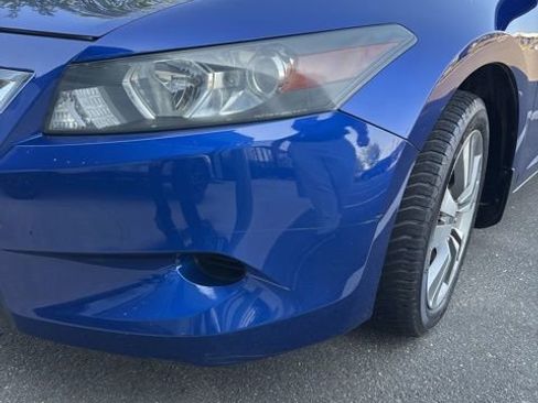 Used 2010 Honda Accord EX-L image 2